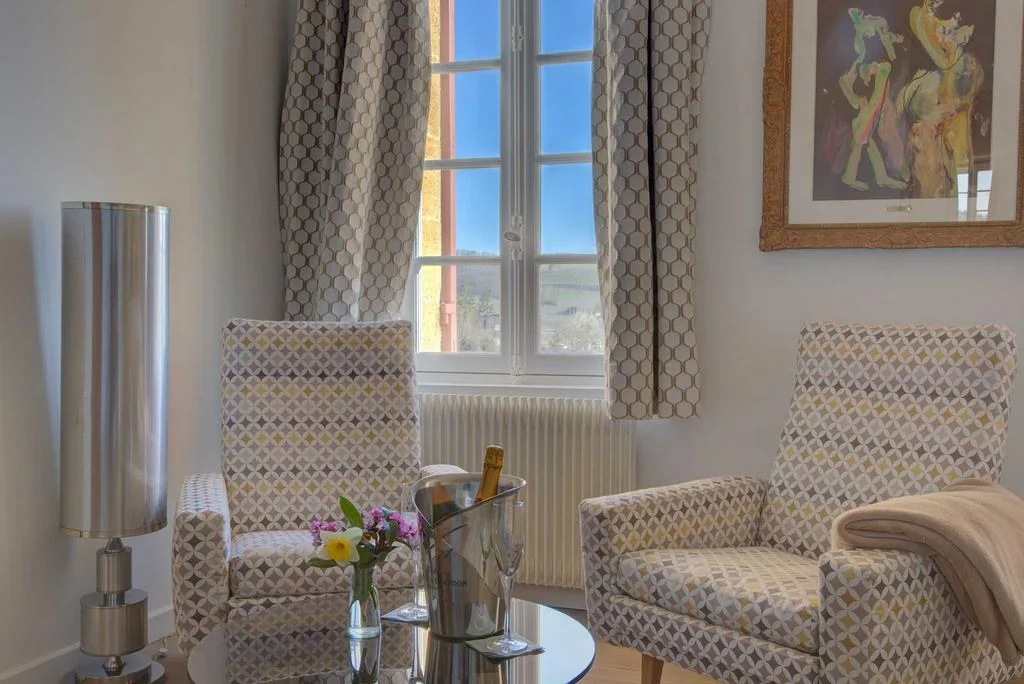 Le salon de la suite