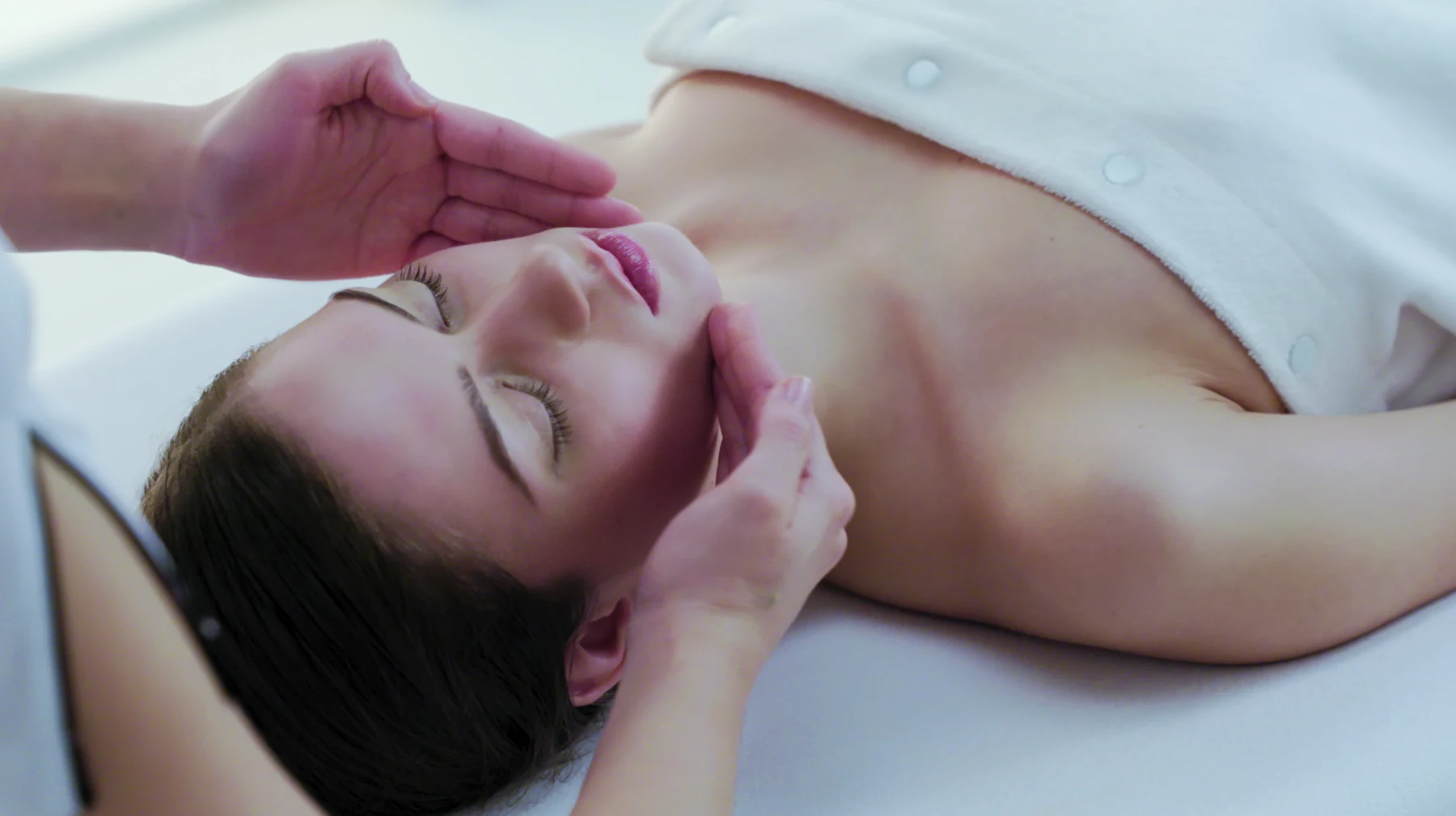 Visuel de rituel esthétique Institut Esthederm